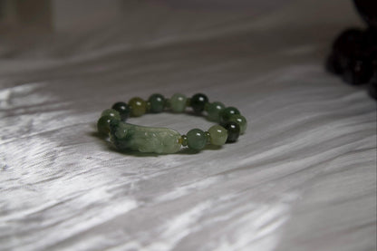 Green Jade Pi Xiu Bracelet: Hand-Carved Wealth Charm, Feng Shui Jewelry