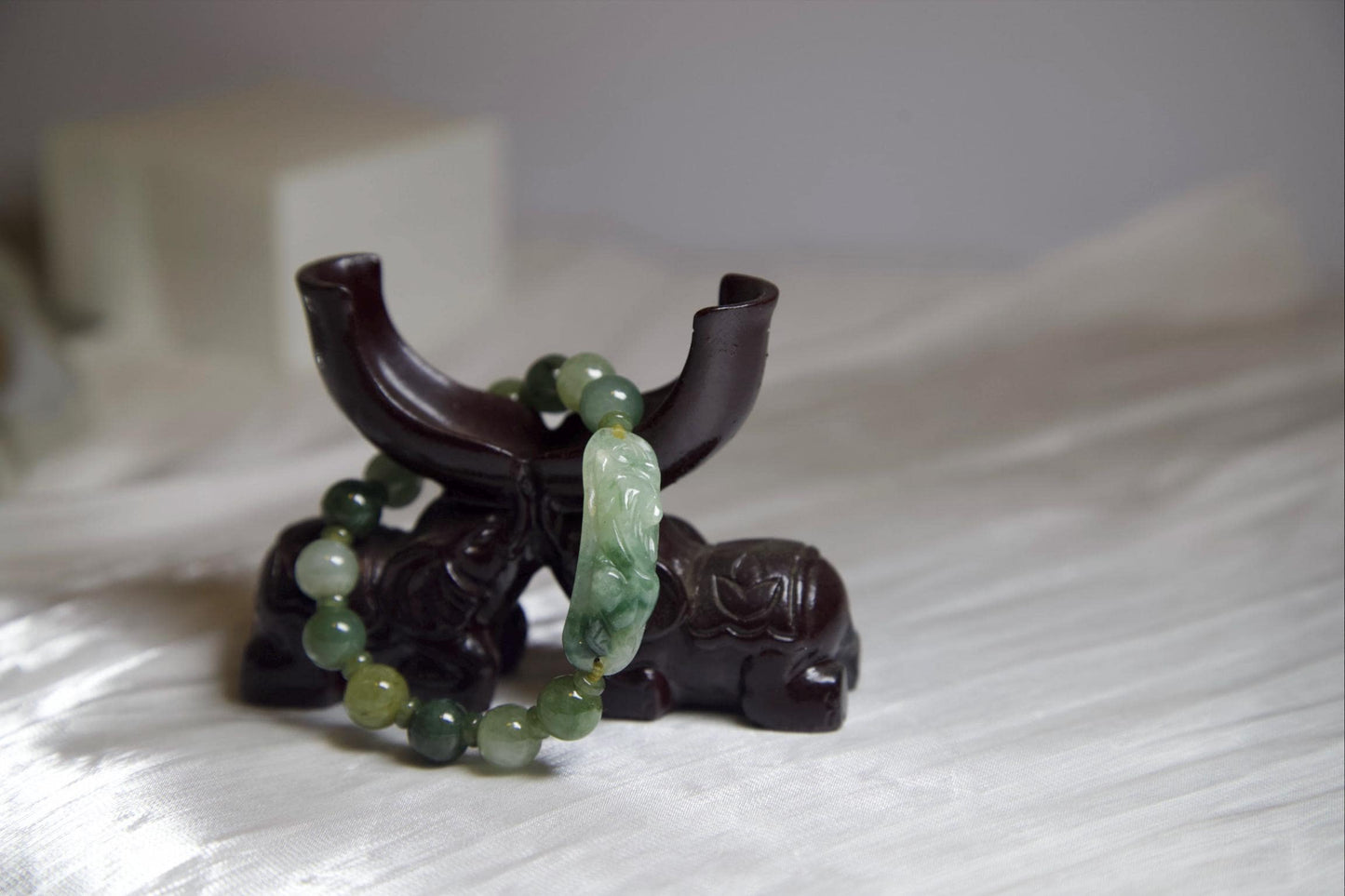 Green Jade Pi Xiu Bracelet: Hand-Carved Wealth Charm, Feng Shui Jewelry
