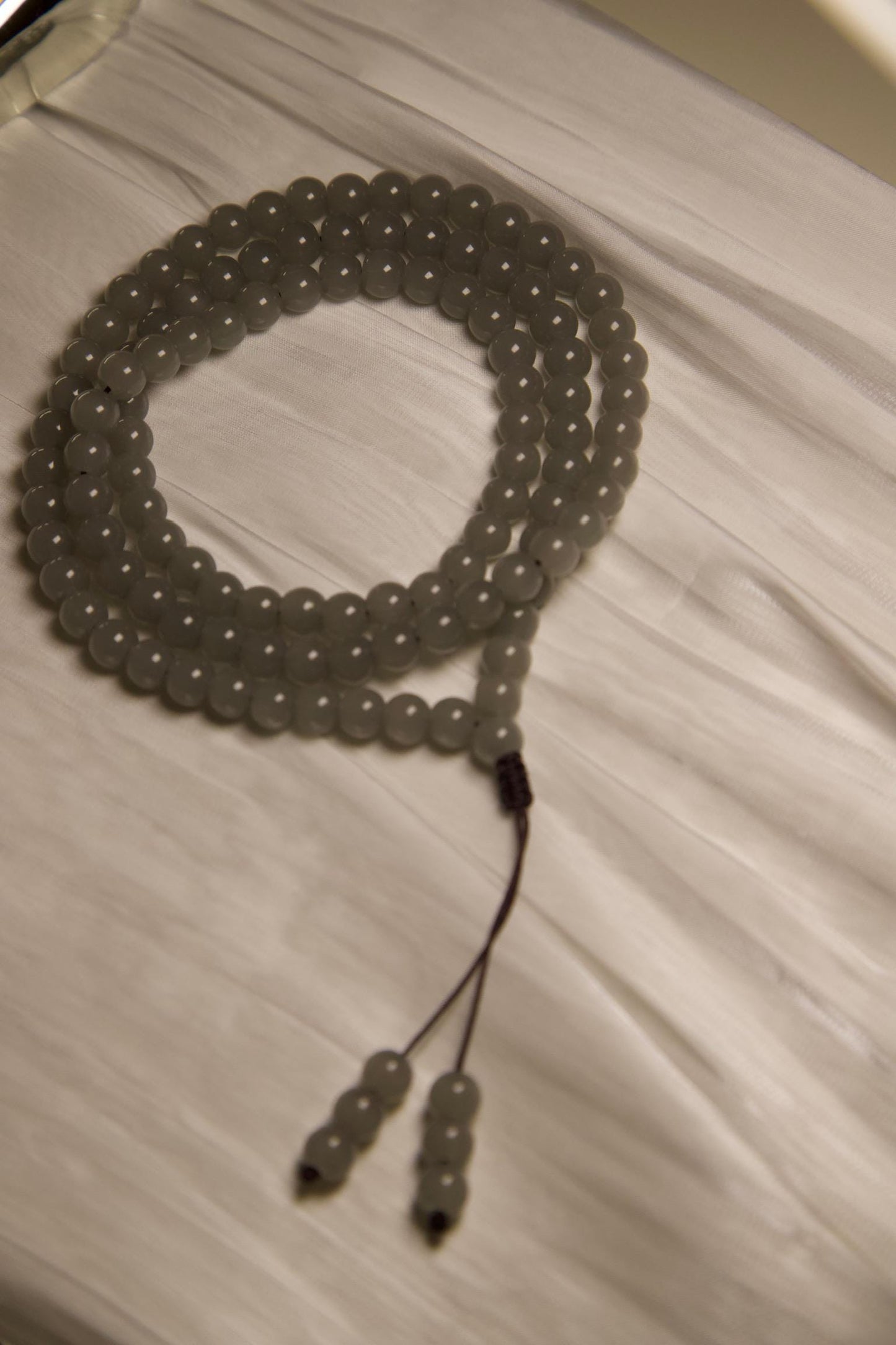 Gray Jade Mala Bead Necklace • Hand-Knotted Meditation Prayer Beads • Natural Gemstone Mala for Yoga, Mindfulness, Healing & Spiritual Gift