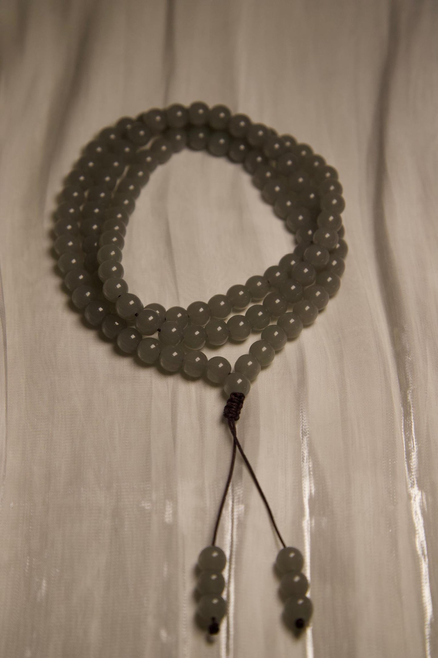 Gray Jade Mala Bead Necklace • Hand-Knotted Meditation Prayer Beads • Natural Gemstone Mala for Yoga, Mindfulness, Healing & Spiritual Gift